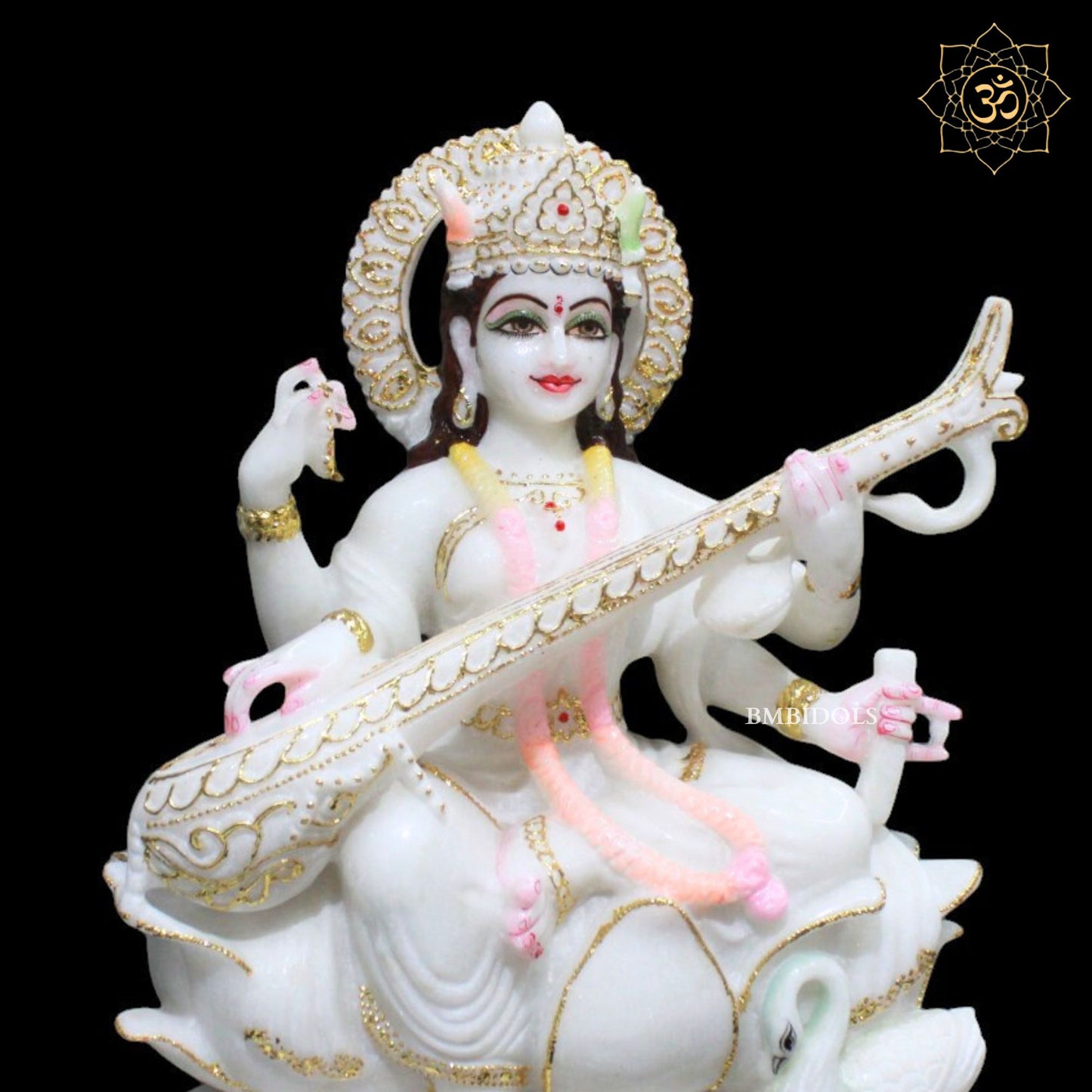 Beautiful Saraswati Maa Murti in Makrana Marble in 15inches