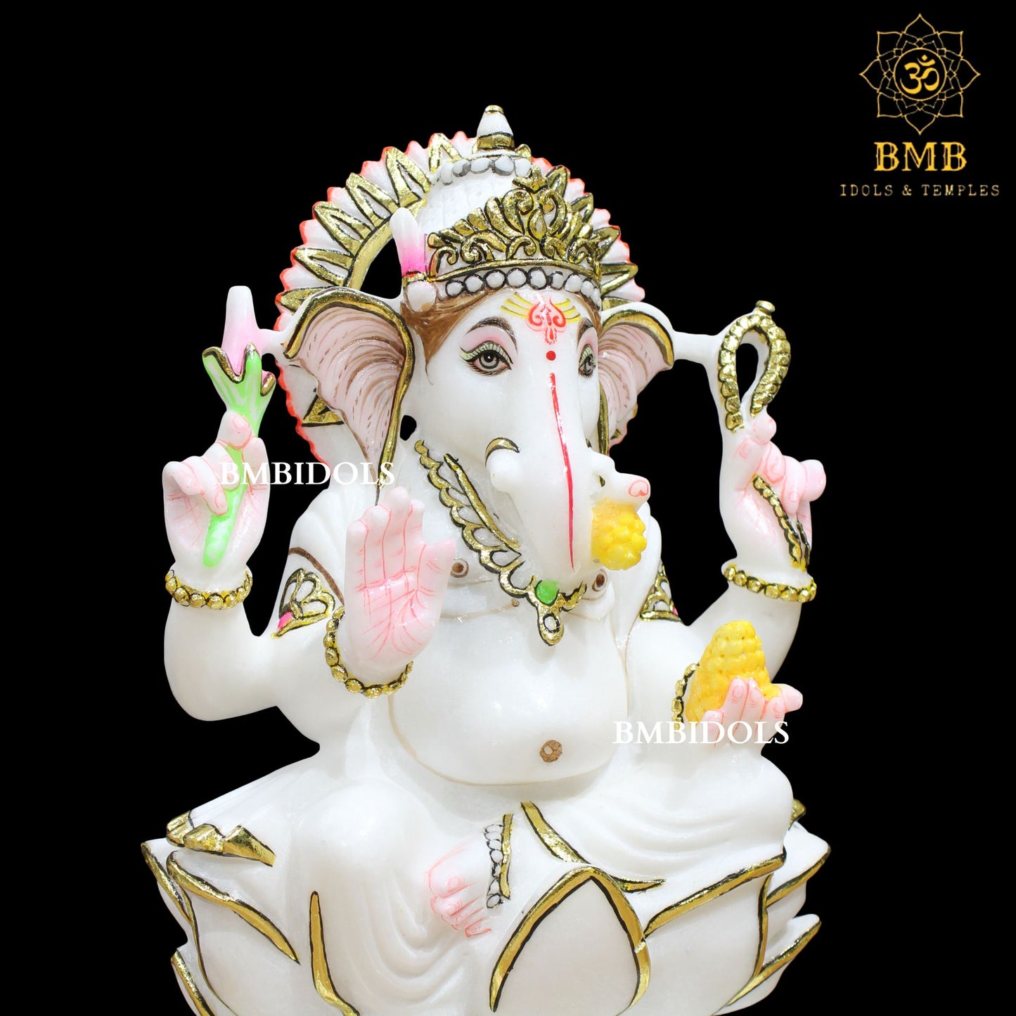 Marble Ganesh Lakshmi Statue sitting on Lotus Makrana Marble