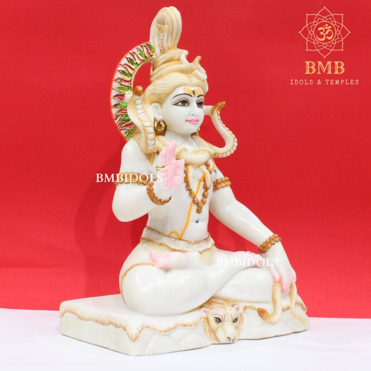 White Marble Shiva Statue in Ashirwad Posture in 15inches for Home and Temples